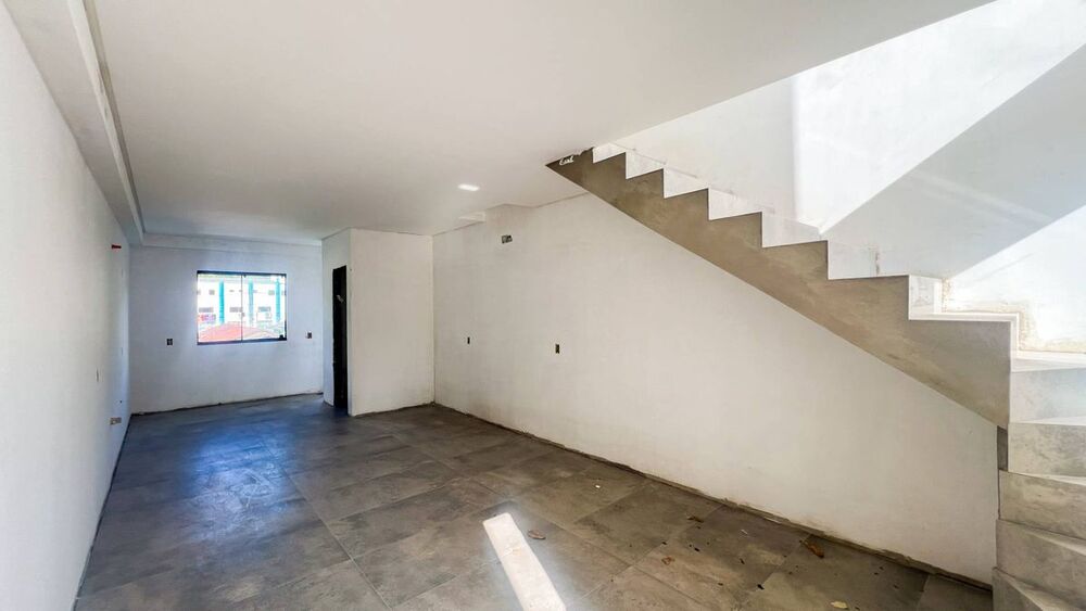 Sobrado à venda com 2 quartos, 80m² - Foto 3