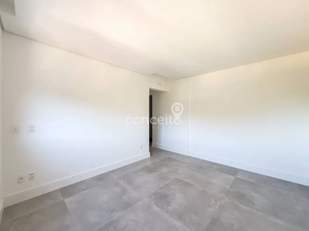 Apartamento, 3 quartos, 194 m² - Foto 13