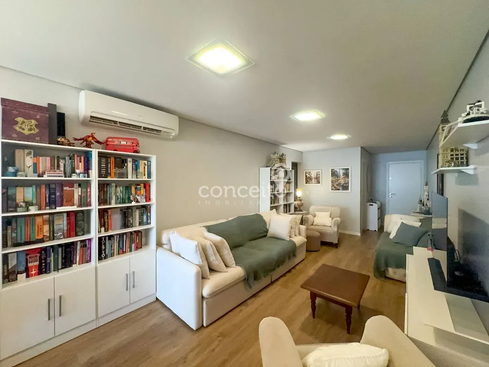 Apartamento, 3 quartos, 130 m² - Foto 2