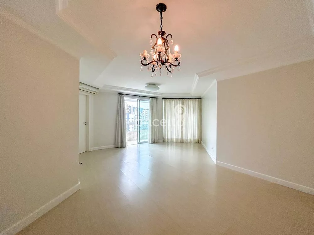 Apartamento, 3 quartos, 175 m² - Foto 1