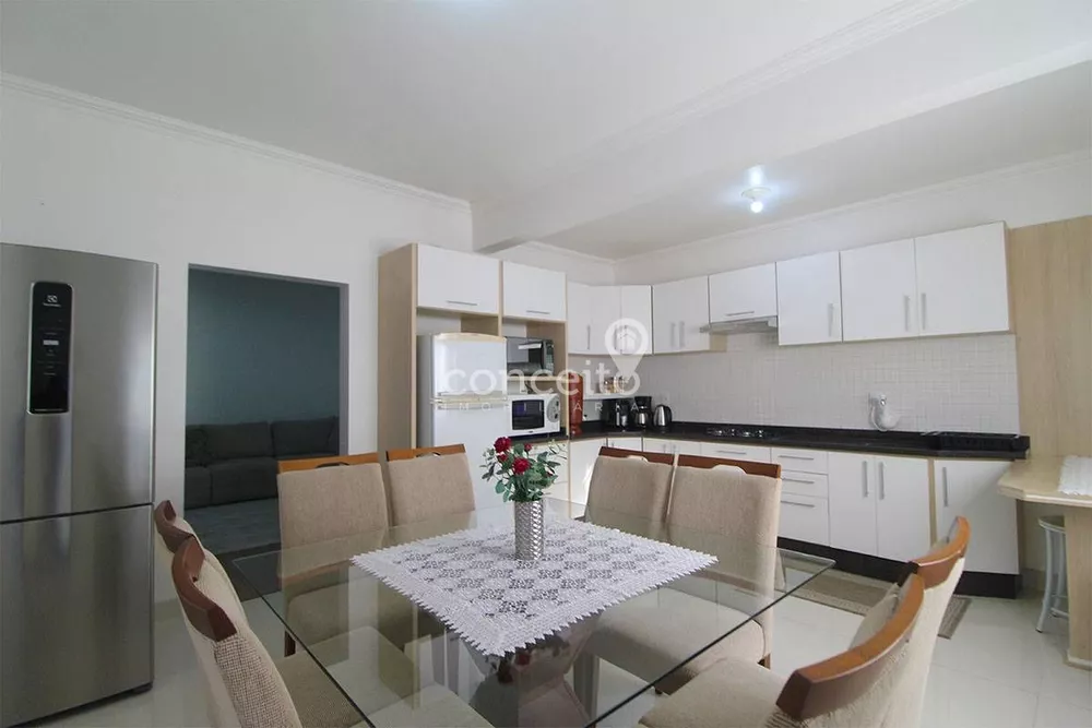 Casa, 3 quartos, 320 m² - Foto 2