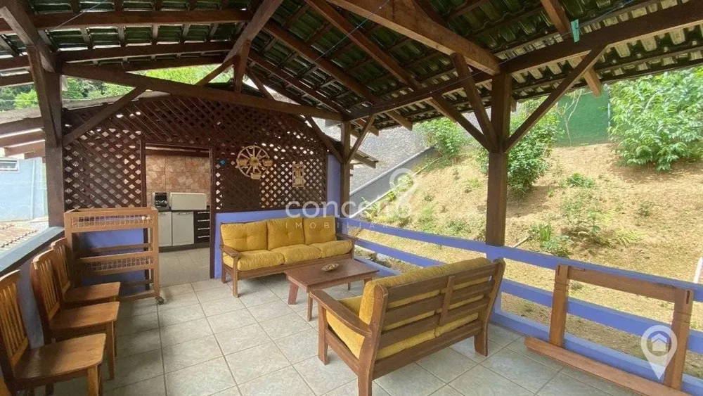 Casa, 5 quartos, 280 m² - Foto 1