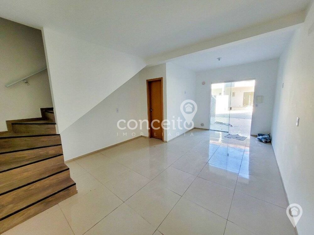 Sobrado à venda com 2 quartos, 68m² - Foto 4