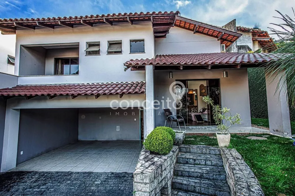 Casa, 3 quartos, 200 m² - Foto 2