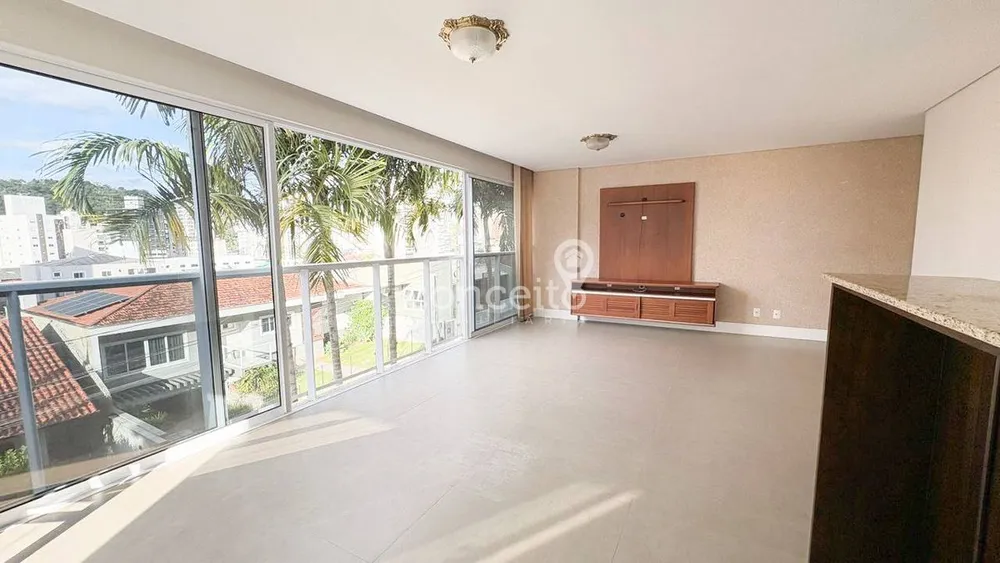 Apartamento, 3 quartos, 130 m² - Foto 3