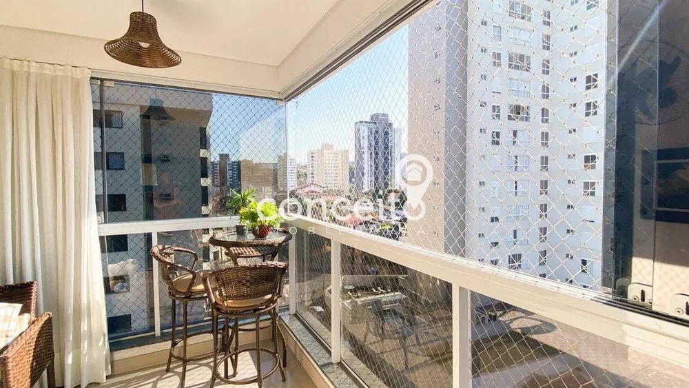 Apartamento à venda com 3 quartos, 138m² - Foto 6