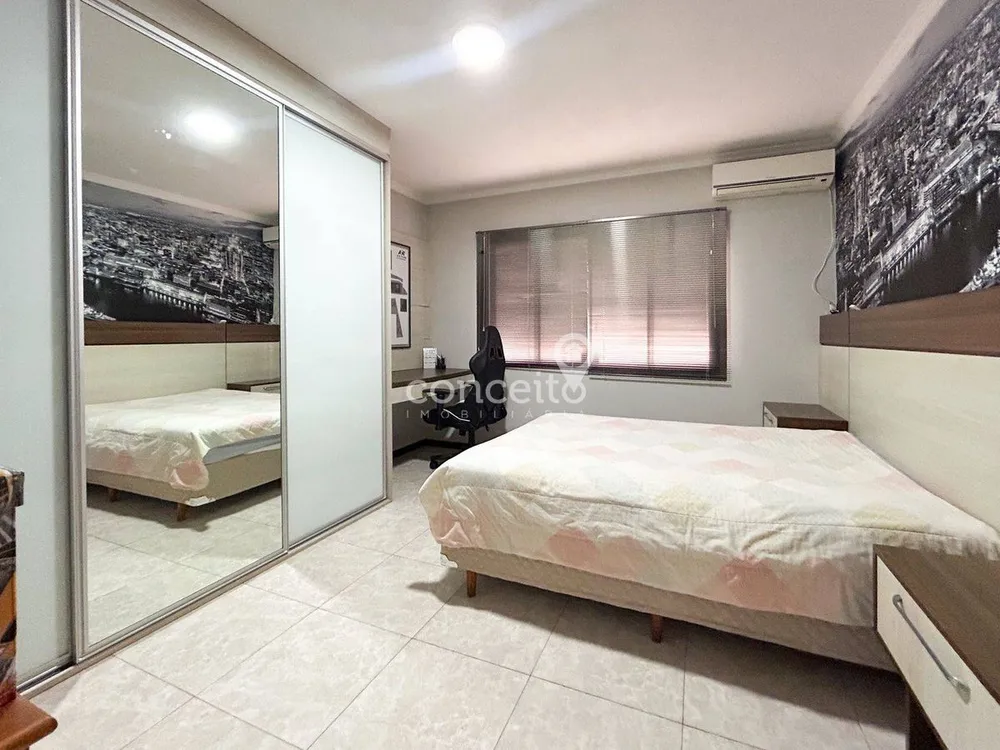 Casa, 3 quartos, 330 m² - Foto 6