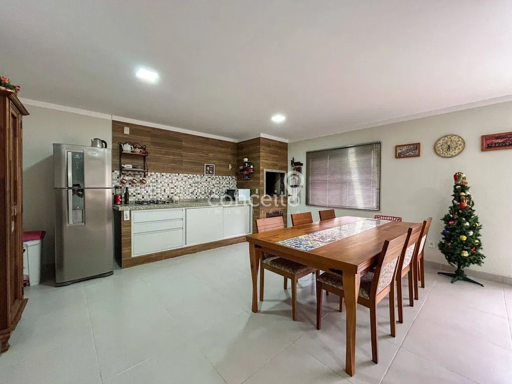 Casa, 3 quartos, 330 m² - Foto 15