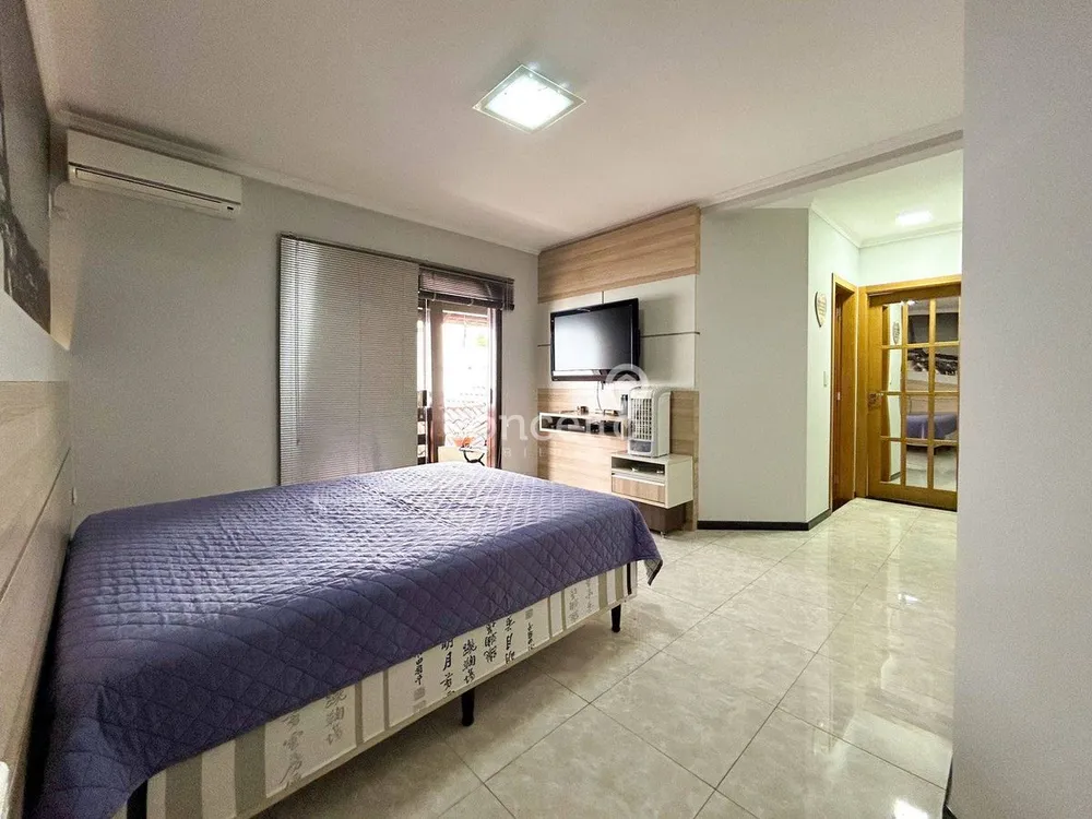 Casa, 3 quartos, 330 m² - Foto 12