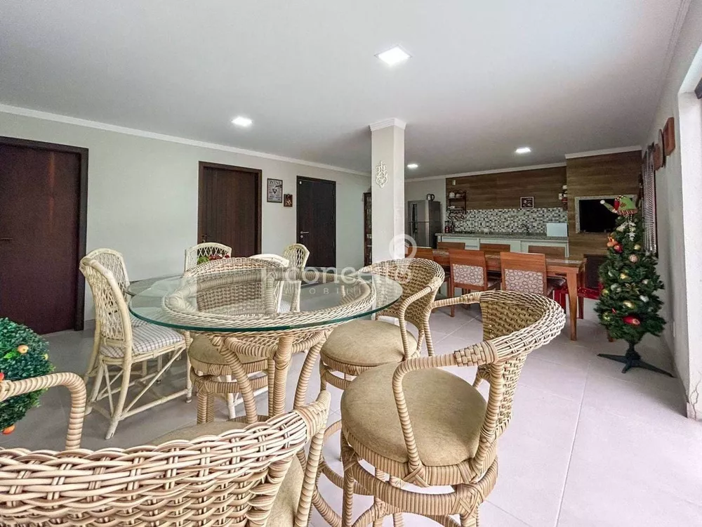 Casa, 3 quartos, 330 m² - Foto 3