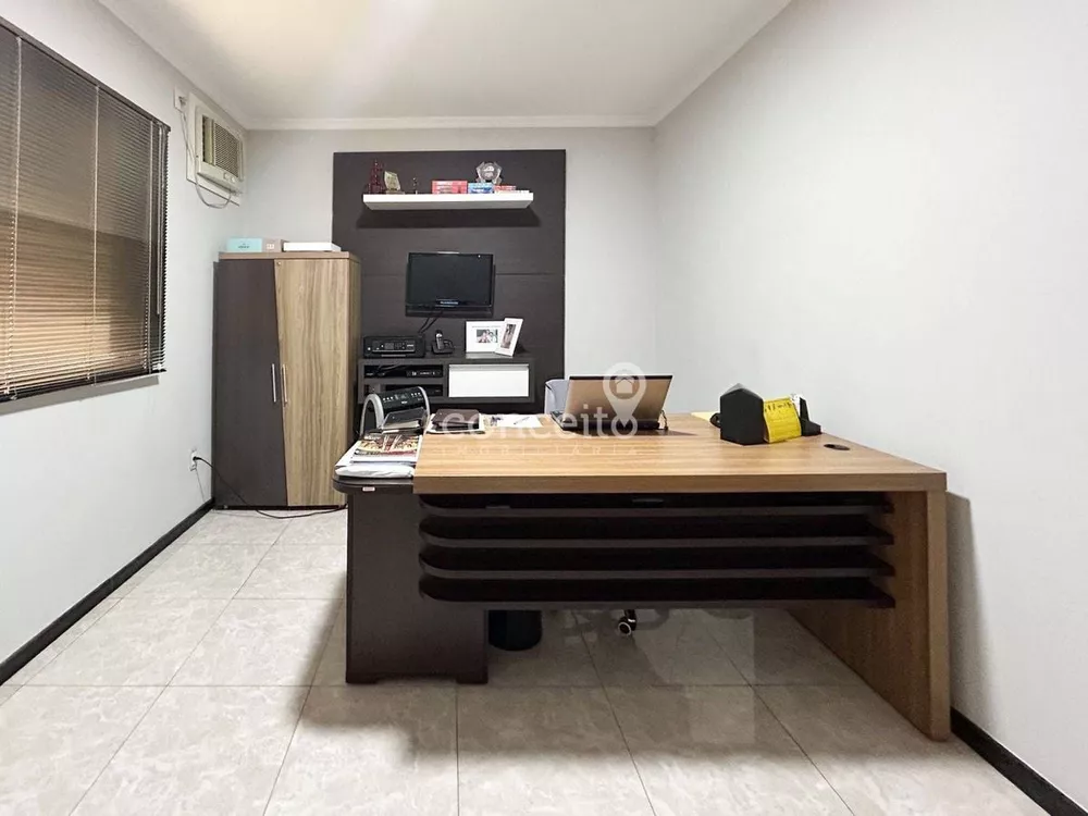 Casa, 3 quartos, 330 m² - Foto 2