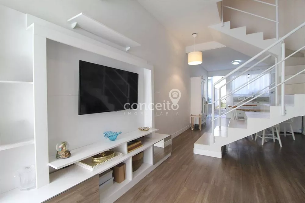 Sobrado, 2 quartos, 61 m² - Foto 2