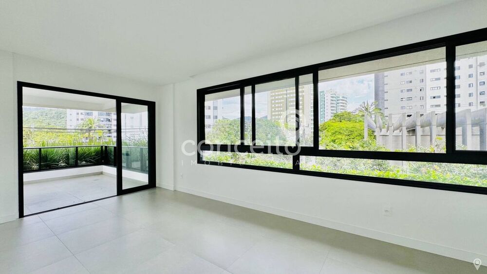 Apartamento à venda com 4 quartos, 218m² - Foto 9