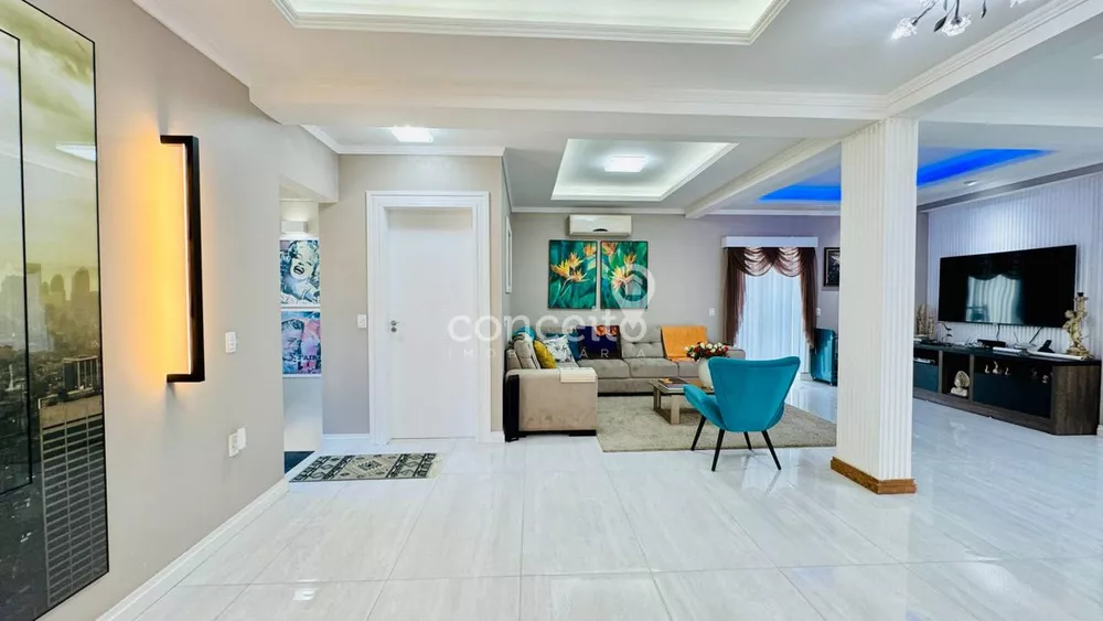 Casa, 3 quartos, 500 m² - Foto 1