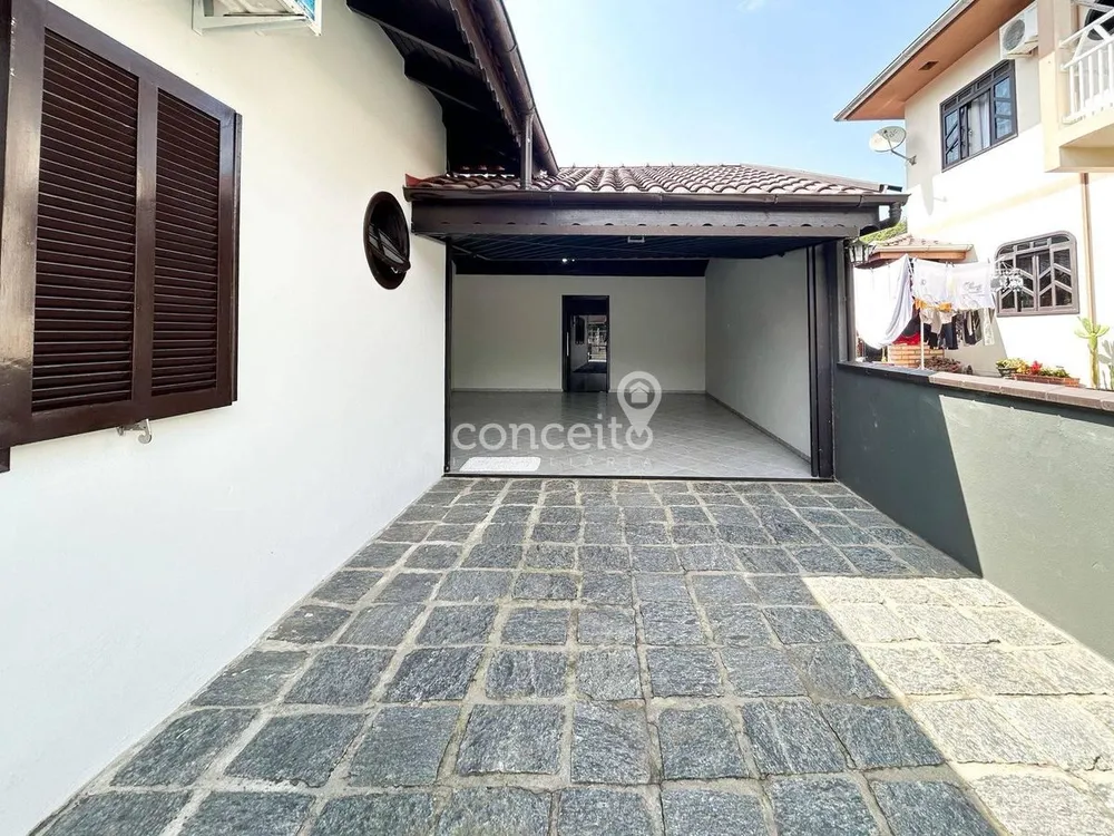 Casa, 3 quartos, 248 m² - Foto 3