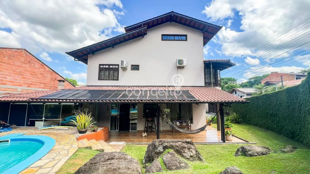 Casa, 3 quartos, 232 m² - Foto 6