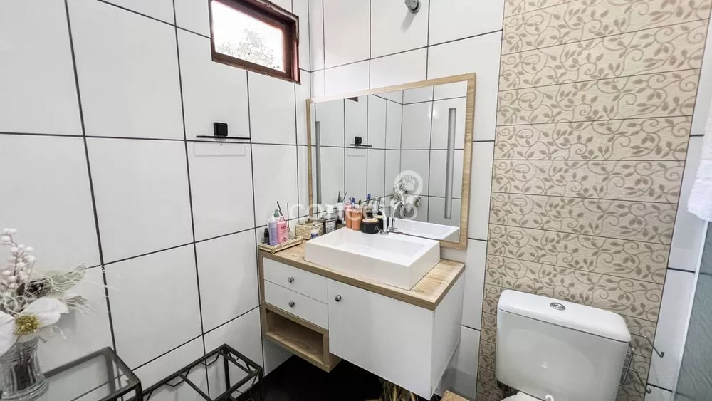 Casa, 3 quartos, 232 m² - Foto 4