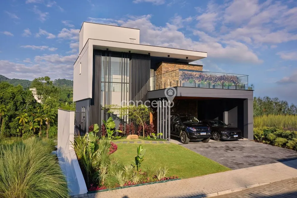 Casa, 3 quartos, 272 m² - Foto 1