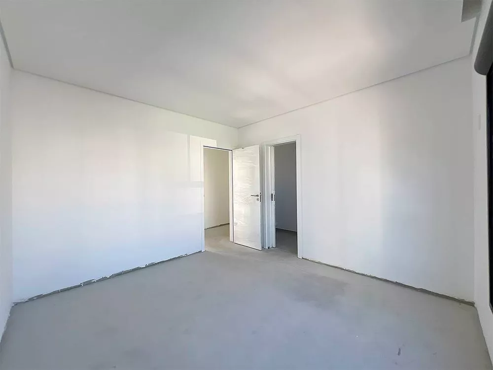 Apartamento, 3 quartos, 182 m² - Foto 2