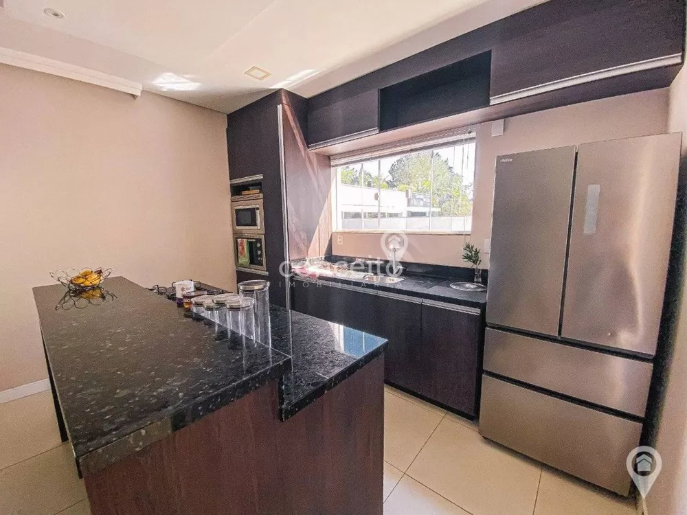 Casa, 3 quartos, 267 m² - Foto 2