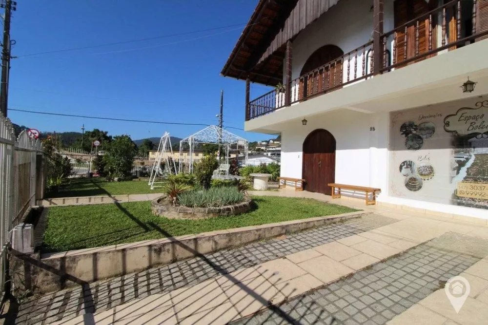 Casa, 4 quartos, 379 m² - Foto 2