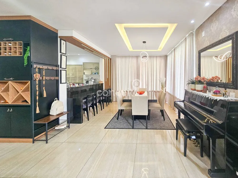 Casa, 3 quartos, 336 m² - Foto 2