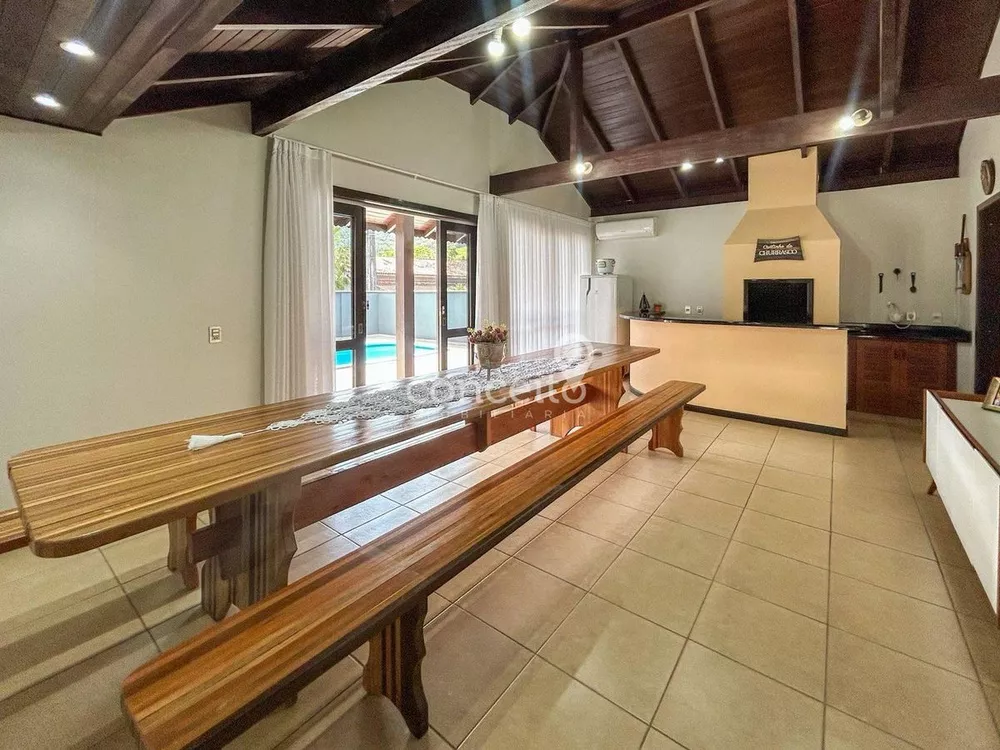 Casa, 3 quartos, 248 m² - Foto 3