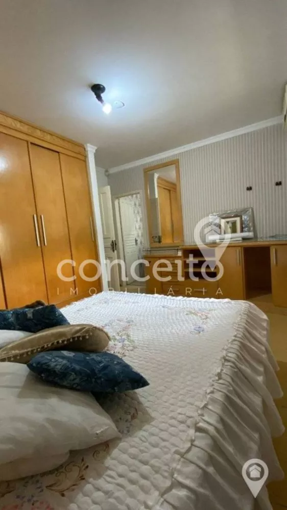 Casa à venda com 3 quartos, 199m² - Foto 17