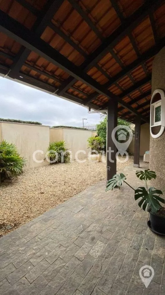 Casa à venda com 3 quartos, 199m² - Foto 4