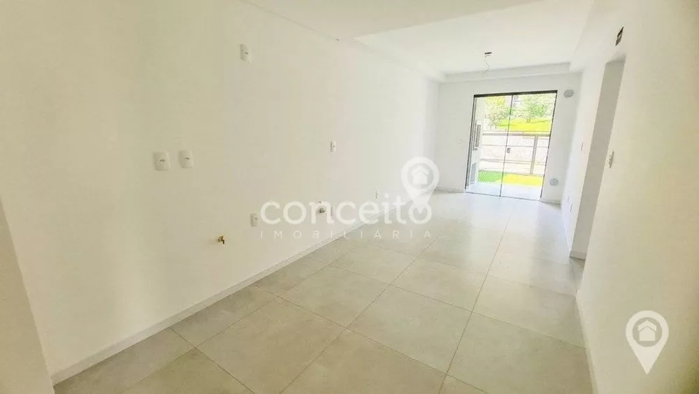 Apartamento à venda com 2 quartos, 80m² - Foto 2