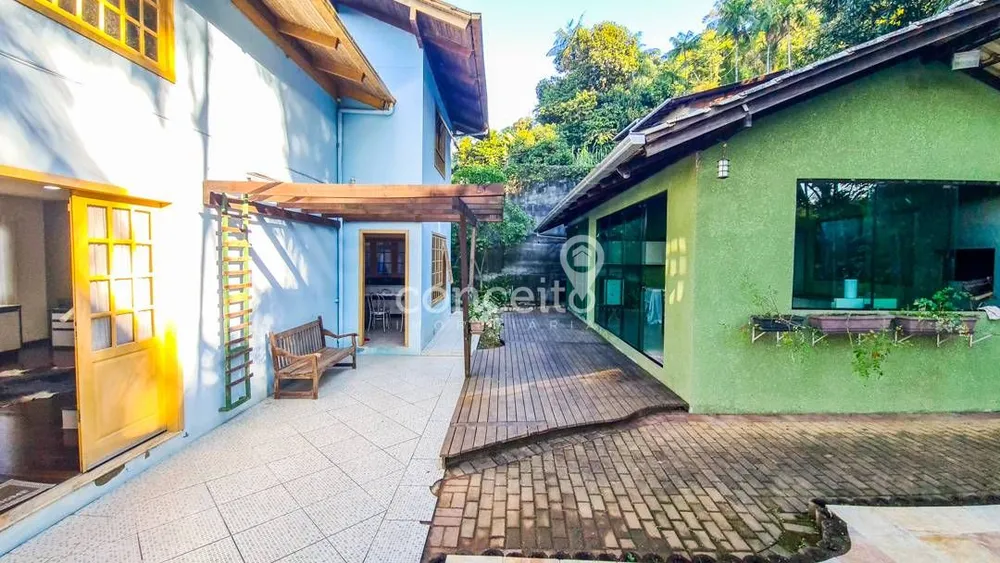 Casa, 3 quartos, 286 m² - Foto 11