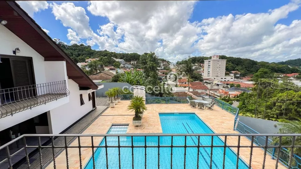 Casa, 5 quartos, 434 m² - Foto 2