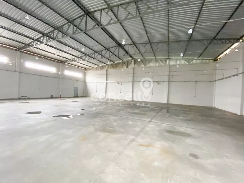 Depósito-Galpão-Armazém para alugar, 700m² - Foto 4