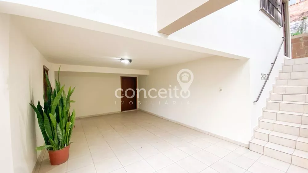 Casa para alugar com 3 quartos, 197m² - Foto 12