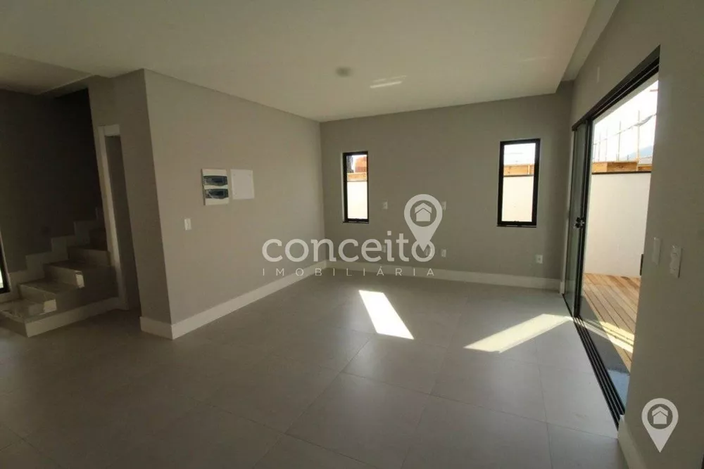 Sobrado à venda com 3 quartos, 139m² - Foto 8