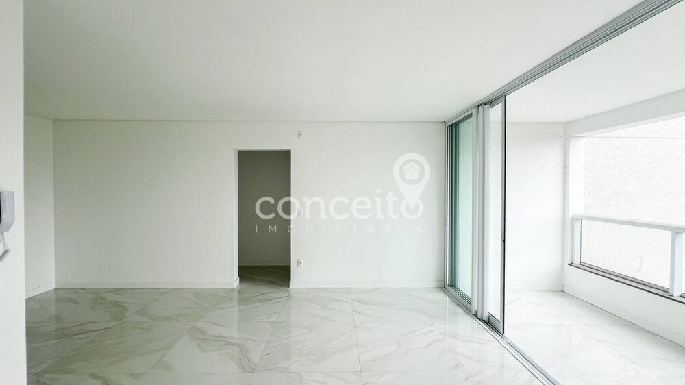 Apartamento à venda com 3 quartos, 108m² - Foto 3