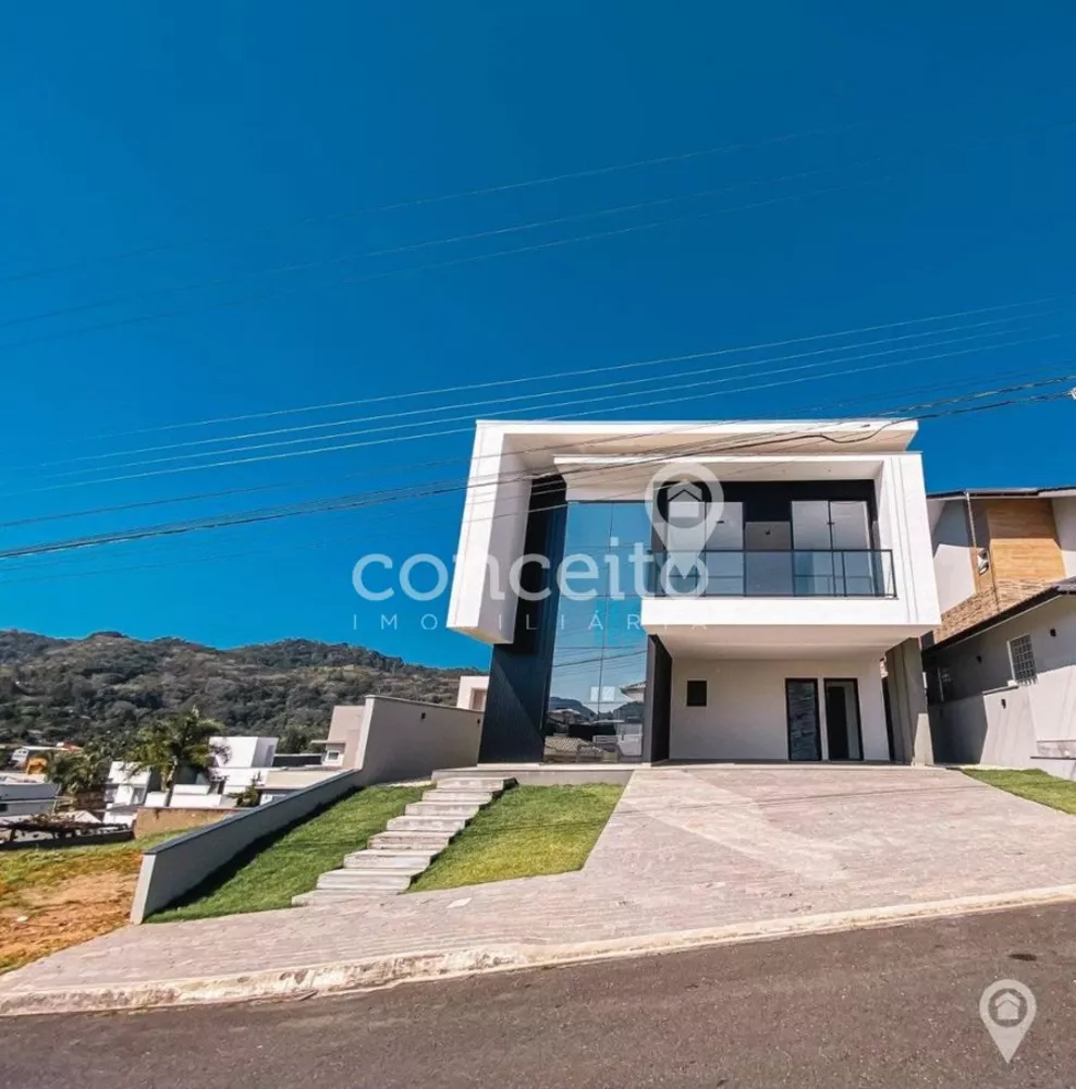 Casa de Condomínio à venda com 3 quartos, 262m² - Foto 2