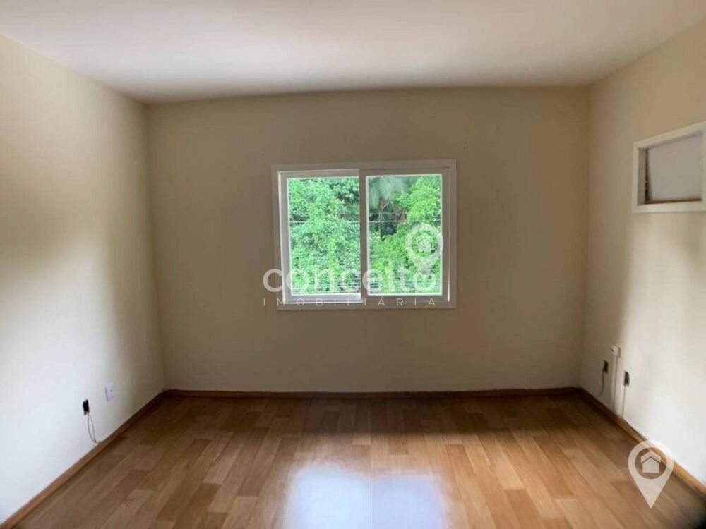 Apartamento à venda com 3 quartos, 94m² - Foto 4