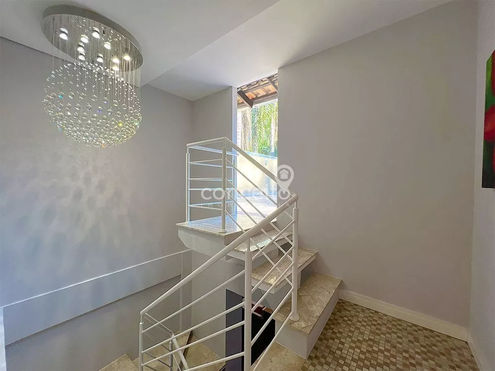 Casa, 3 quartos, 210 m² - Foto 1