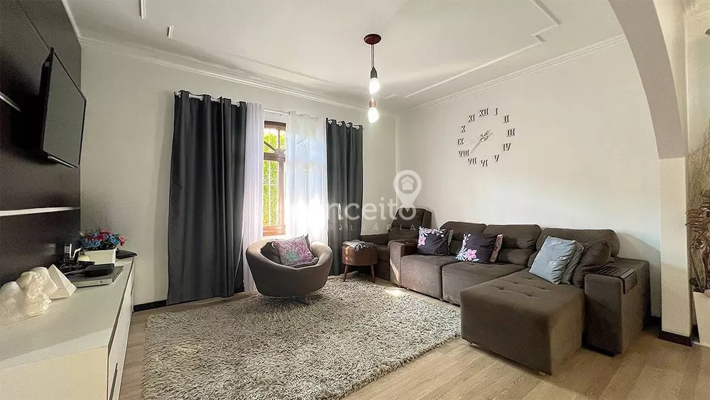 Casa, 3 quartos, 450 m² - Foto 1
