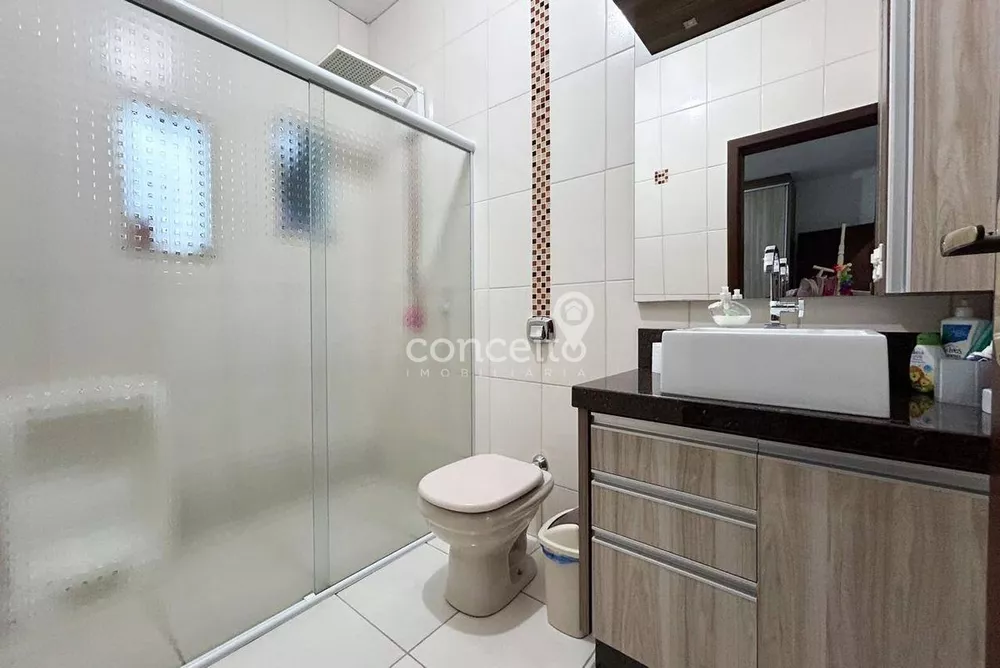 Casa, 3 quartos, 222 m² - Foto 3