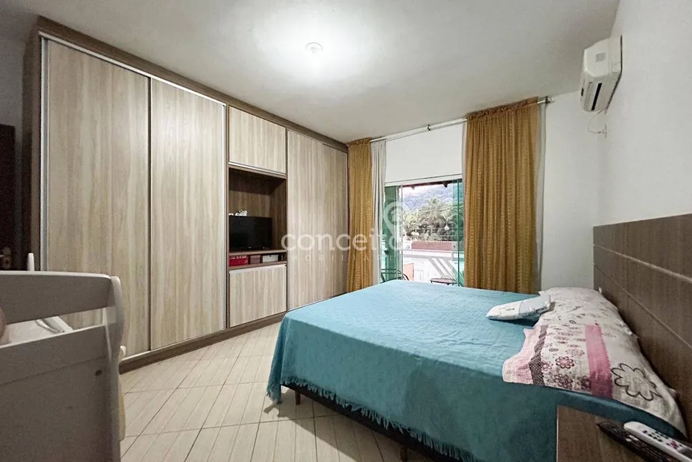 Casa, 3 quartos, 222 m² - Foto 11