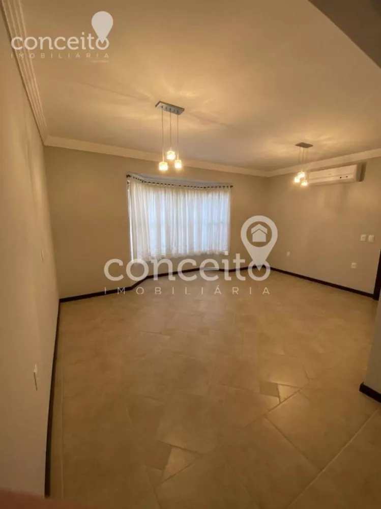 Casa à venda com 3 quartos, 172m² - Foto 10