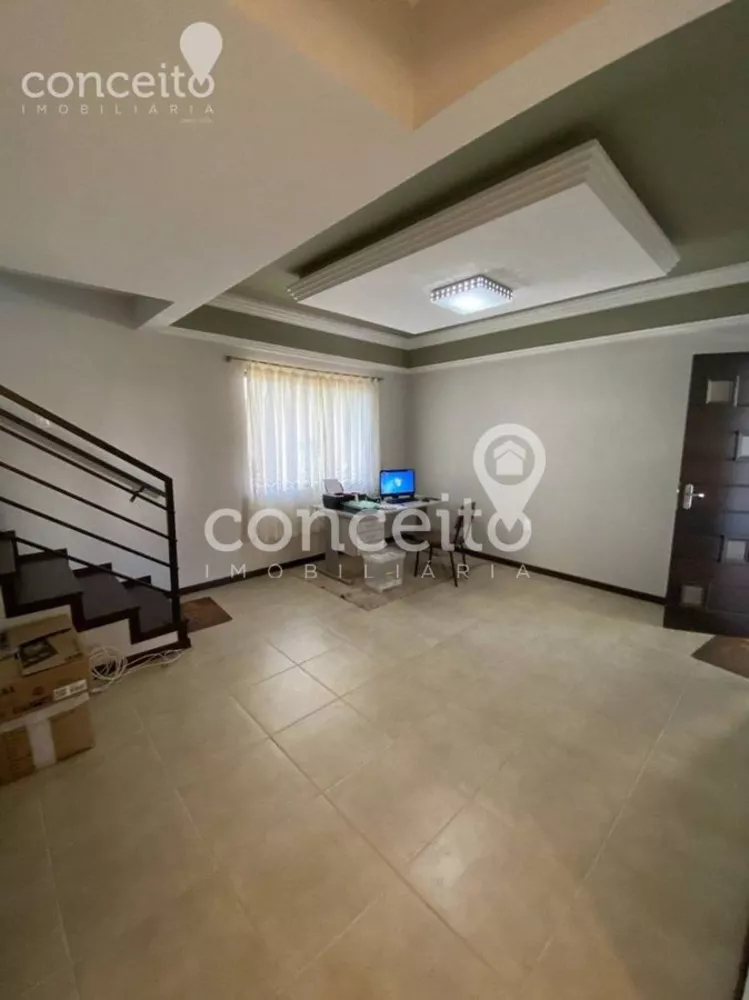 Casa à venda com 3 quartos, 172m² - Foto 3