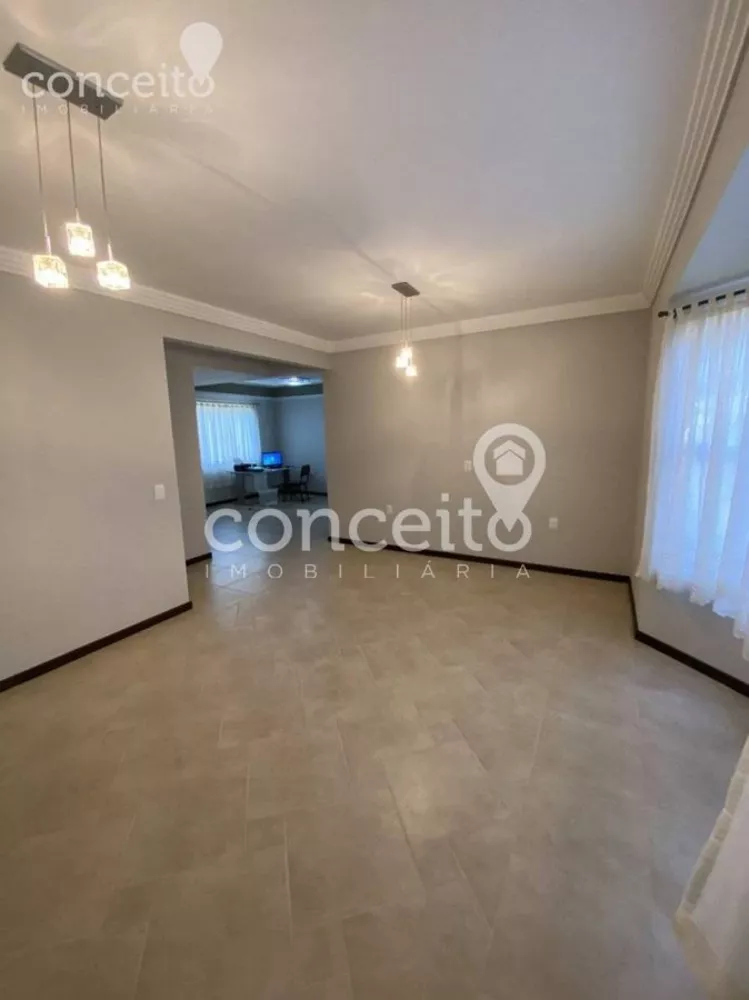 Casa à venda com 3 quartos, 172m² - Foto 9