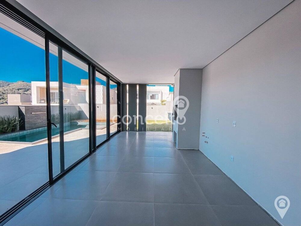 Casa à venda com 3 quartos, 262m² - Foto 10