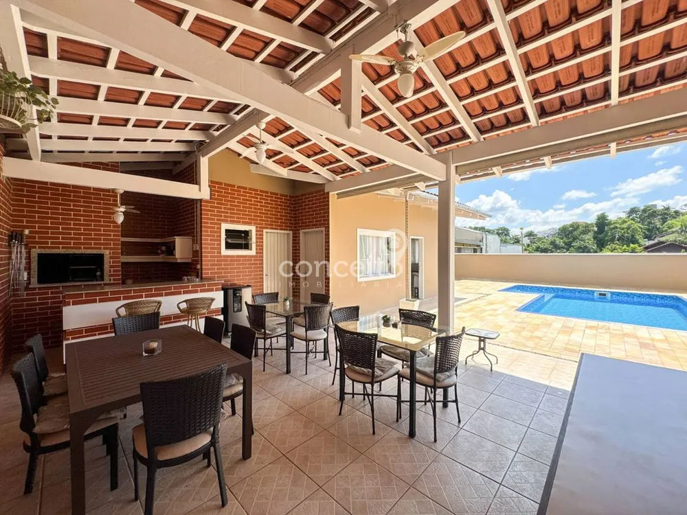 Casa, 4 quartos, 220 m² - Foto 13