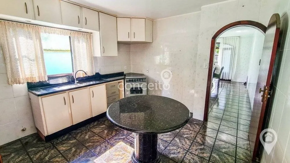 Casa, 3 quartos, 190 m² - Foto 13