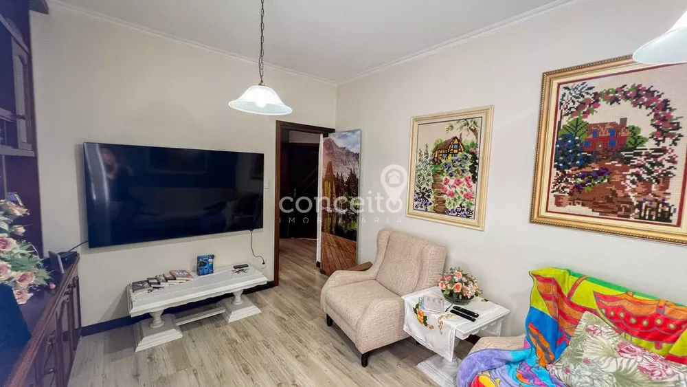 Casa, 4 quartos, 200 m² - Foto 1