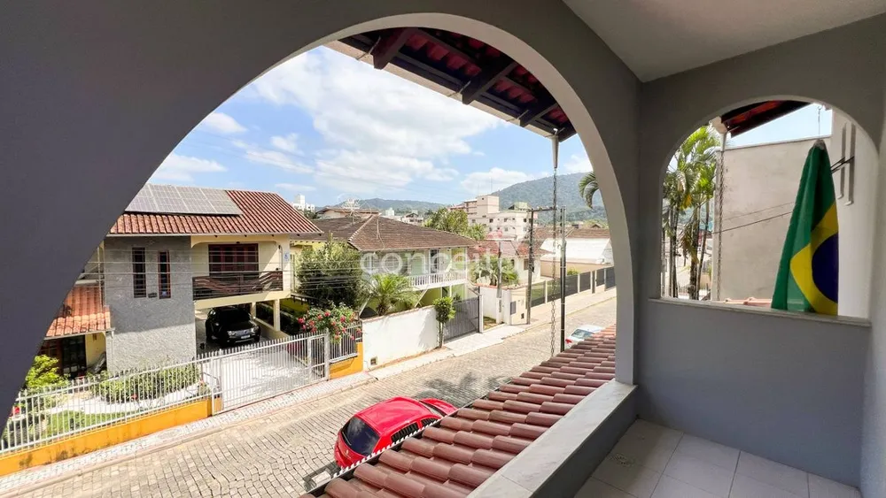Casa, 4 quartos, 200 m² - Foto 13